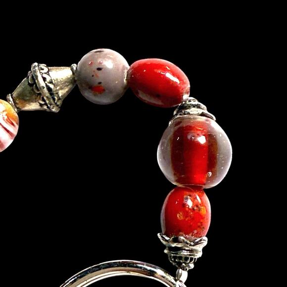 Artisan Glass Silver Tone Bead Hand Playing Card BAG CHARM KEYCHAIN ZIPPER Pull - Picture 4 of 8